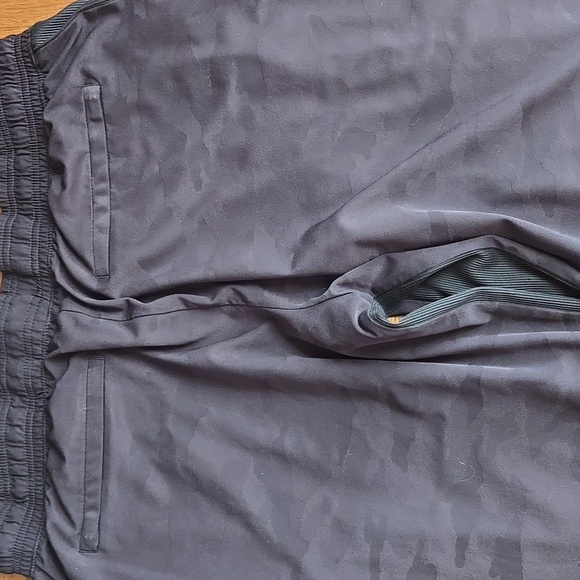 Athleta Womens 14T Brooklyn Camo Lined Jogger Pants Black Pull On Athletic - Picture 3 of 9